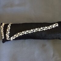 Ensemble bijoux frivolité en passiflore ivoire composé d'un bracelet d'une paire de boucles d'oreilles longues